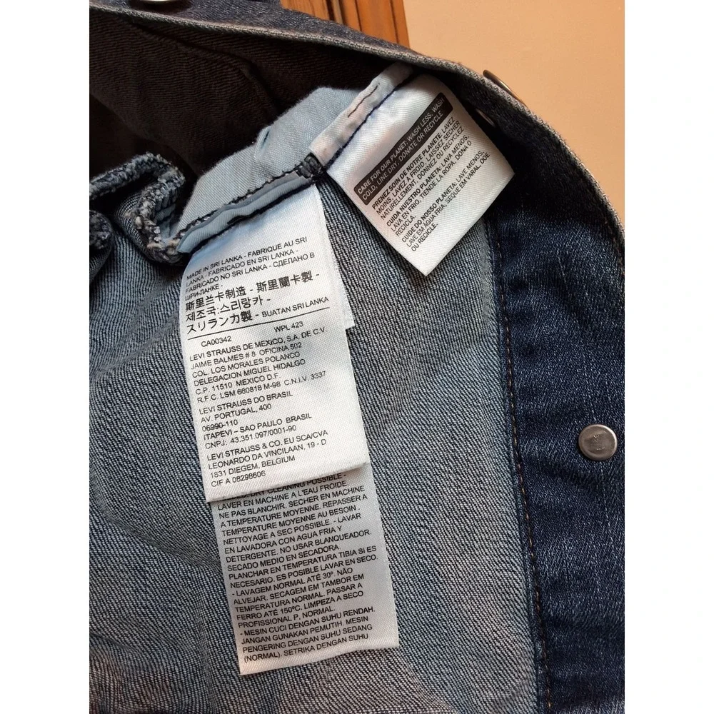 Levis Classic Denim Jacket Youth L/G‎ Slim Fit Medium Wash 19